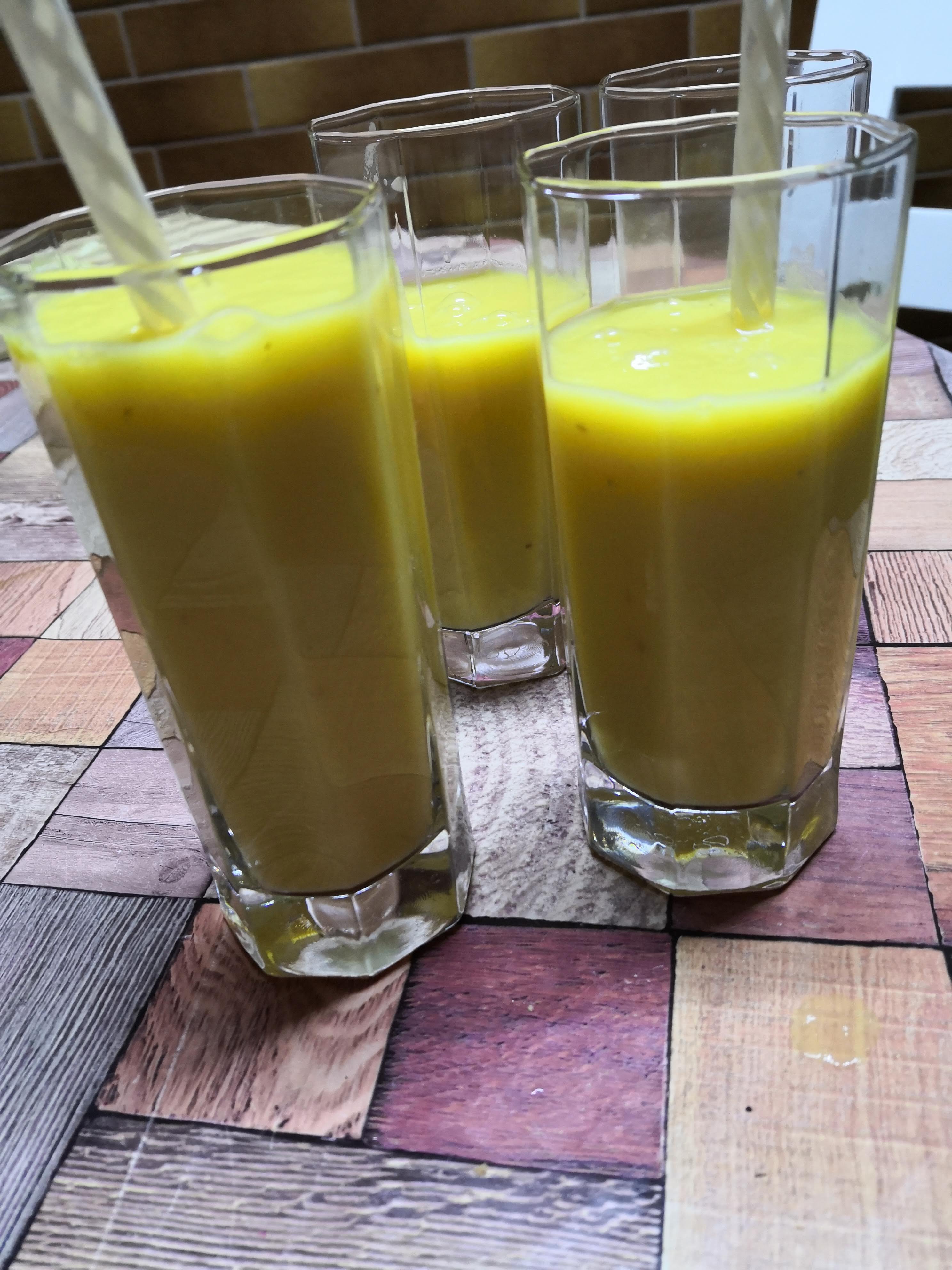 Przepis na Koktajl ananasowo -jogurtowy