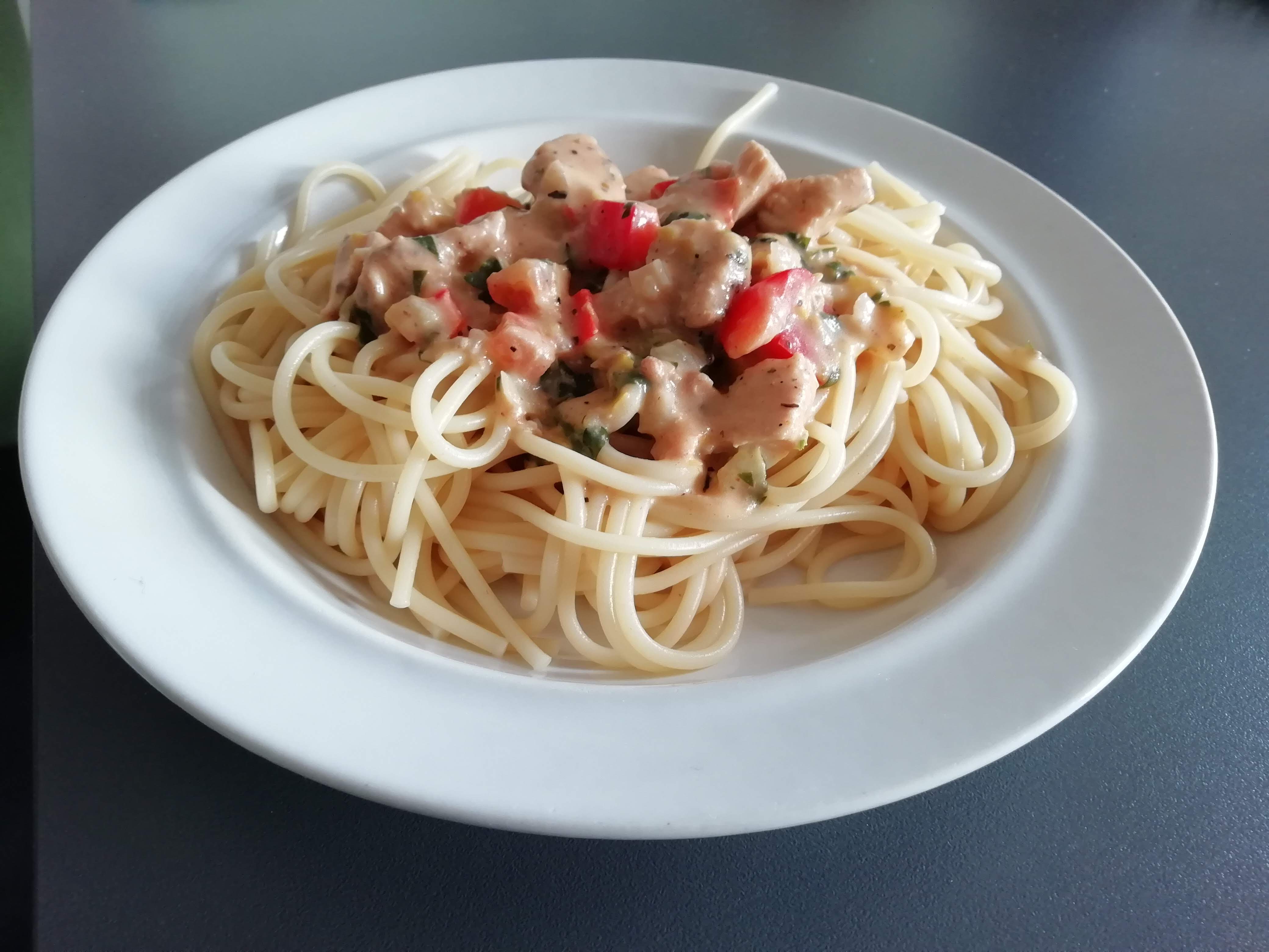 Spaghetti śmietanowe
